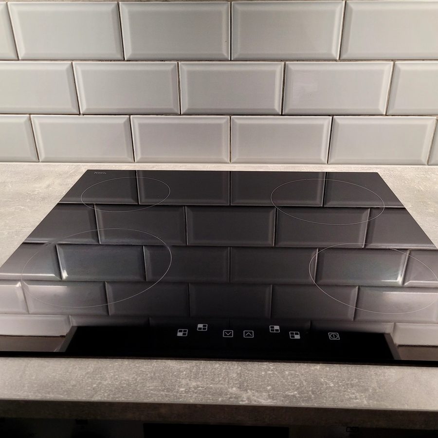 Hob after cleaning by Squeaky Neat