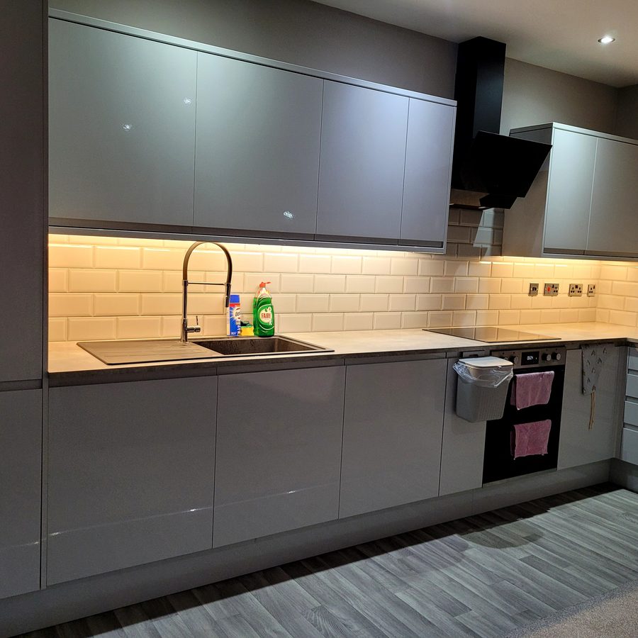 Kitchen after cleaning by Squeaky Neat